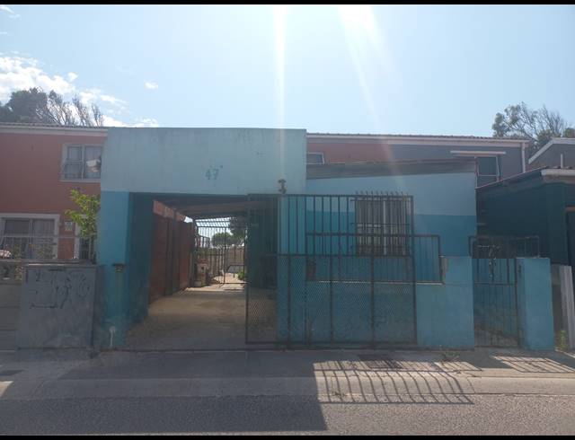3 BEDROOM HOUSE FOR SALE IN ROCKLANDS